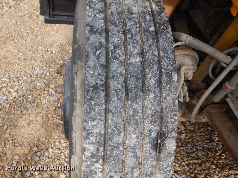 image for item EC9190 2007 Freightliner 310TS Thomas school bus