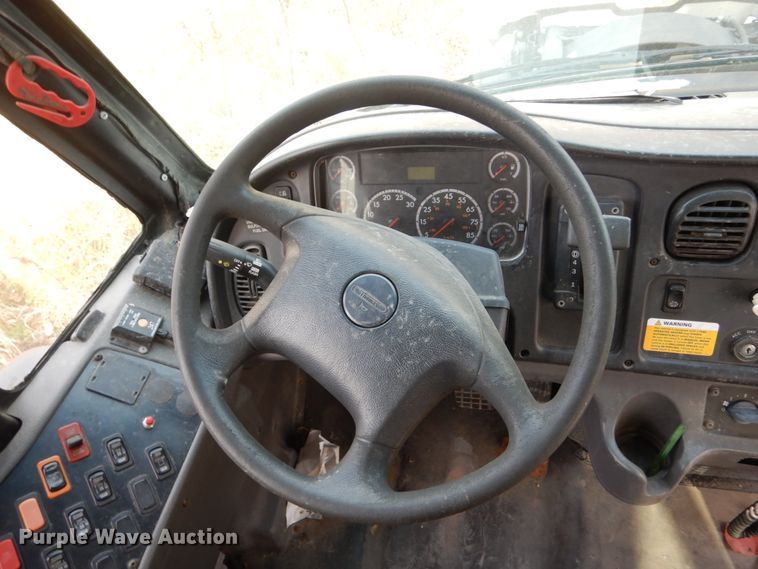 image for item EC9193 2008 Freightliner 310TS Thomas school bus