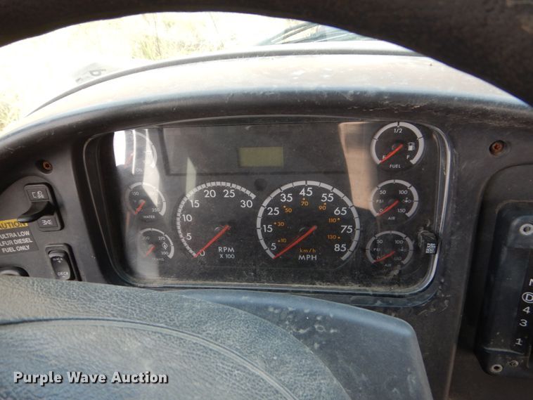 image for item EC9193 2008 Freightliner 310TS Thomas school bus