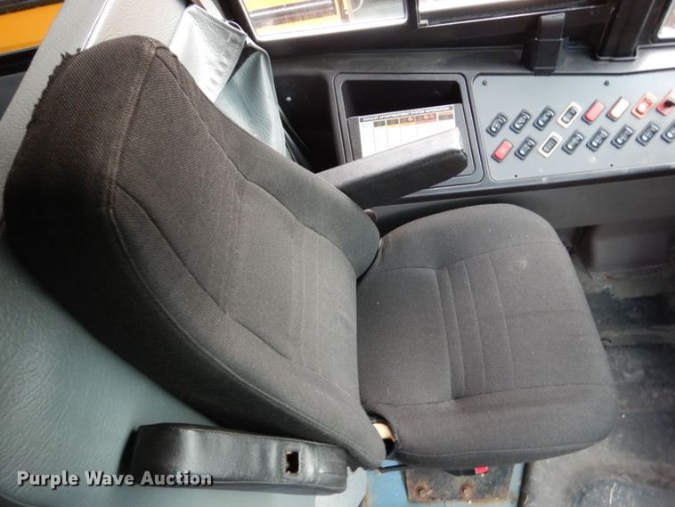 image for item EC9195 2009 Freightliner 310TS Thomas school bus