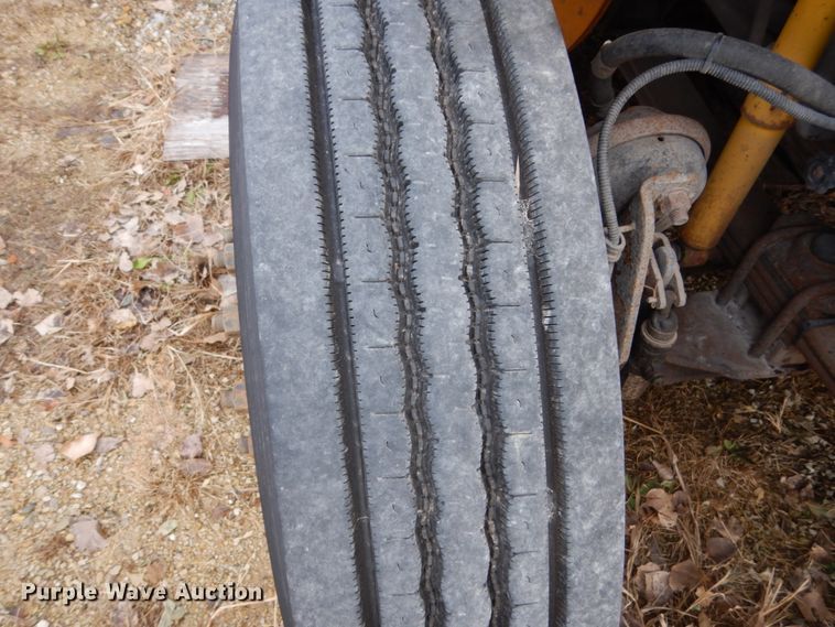 image for item EC9195 2009 Freightliner 310TS Thomas school bus