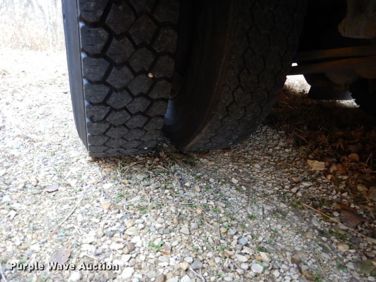 image for item EC9195 2009 Freightliner 310TS Thomas school bus