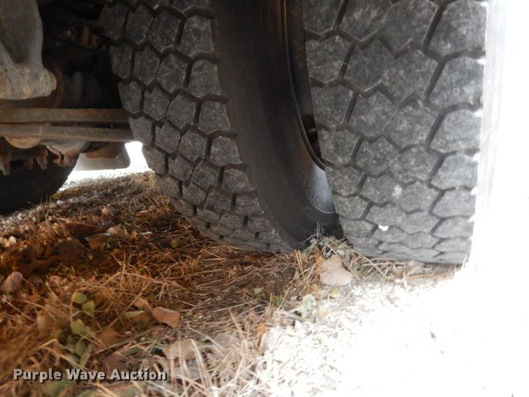 image for item EC9195 2009 Freightliner 310TS Thomas school bus