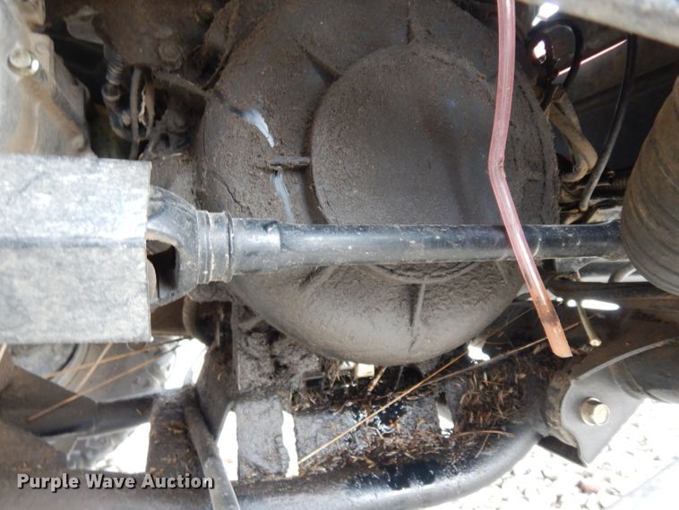 image for item ER9867 2005 Kawasaki Mule 3010 utility vehicle