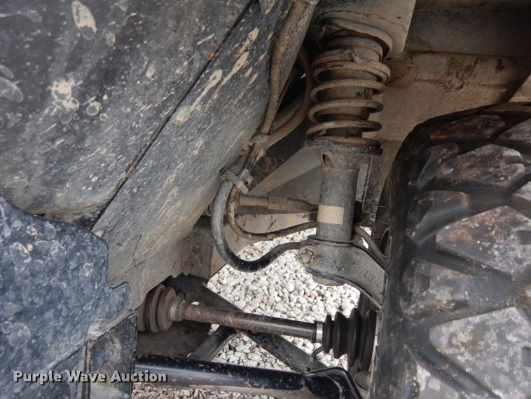 image for item ER9867 2005 Kawasaki Mule 3010 utility vehicle