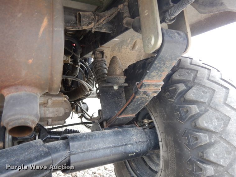 image for item ER9867 2005 Kawasaki Mule 3010 utility vehicle