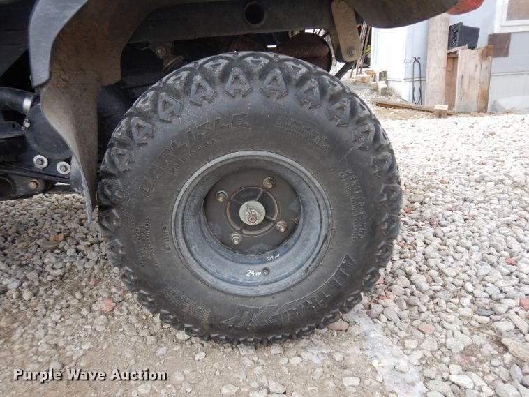 image for item ER9867 2005 Kawasaki Mule 3010 utility vehicle