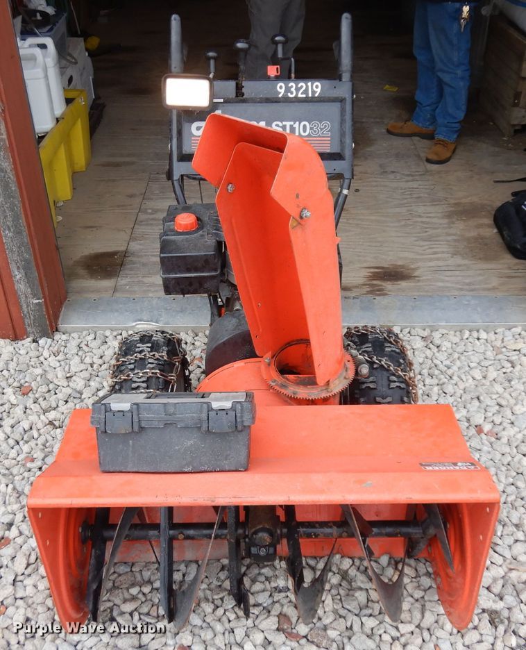 image for item ER9868 Arians ST1032 snow blower