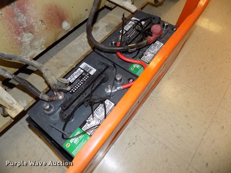 image for item ER9886 2006 JLG 2030ES scissor lift