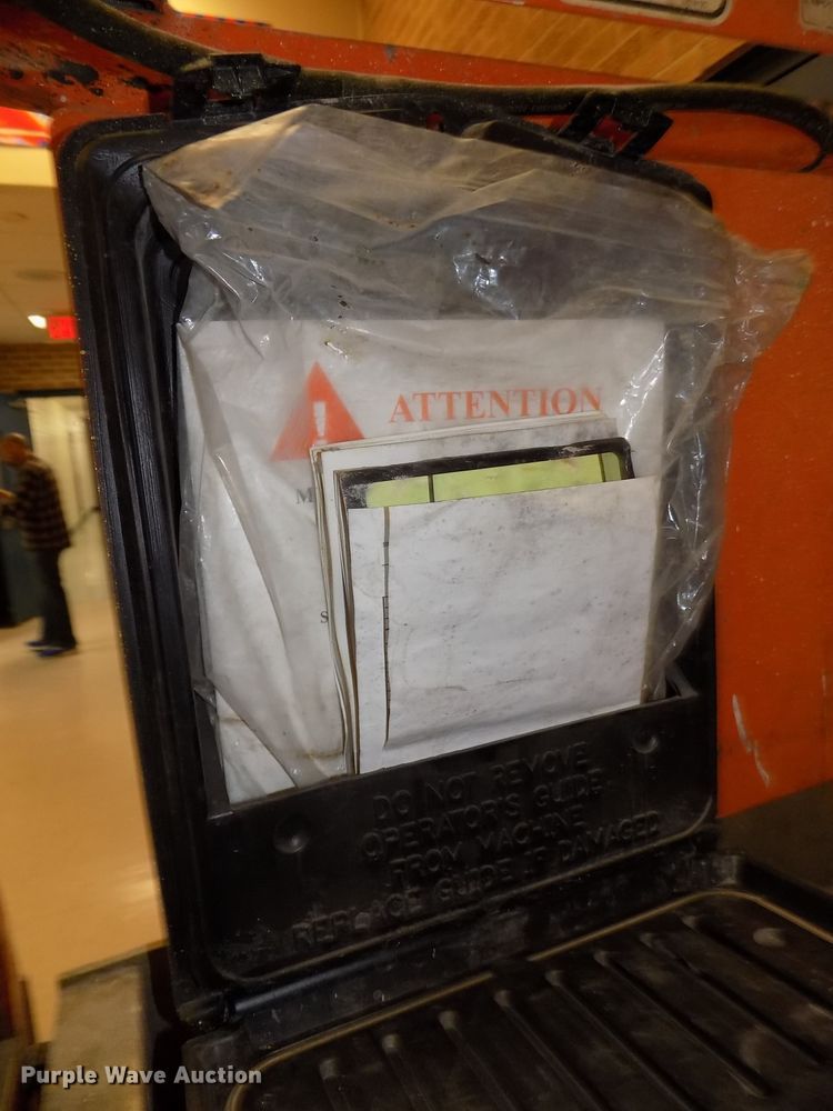 image for item ER9886 2006 JLG 2030ES scissor lift