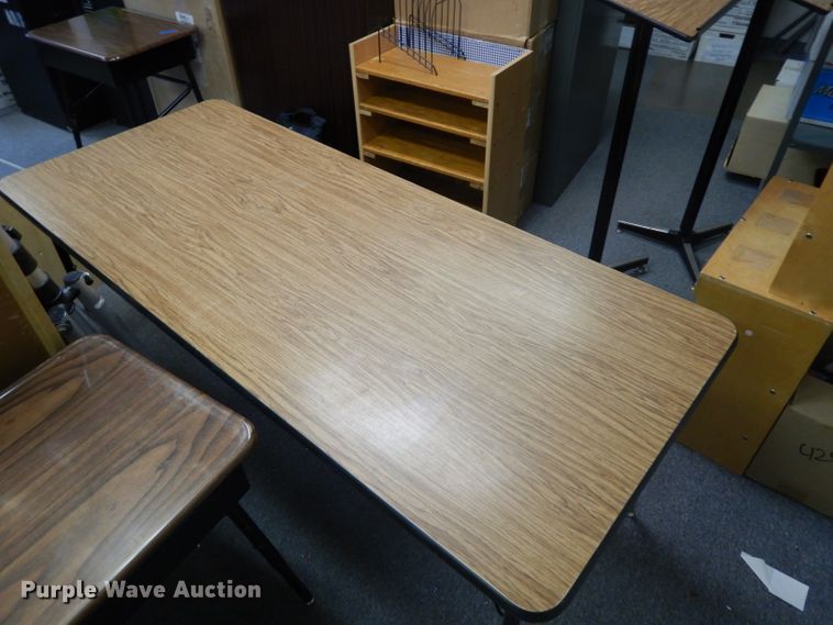 image for item ER9888 Approximately 4 tables