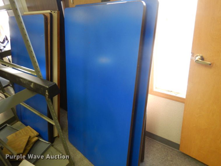 image for item ER9888 Approximately 4 tables