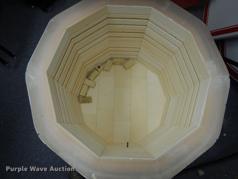 image for item ER9896 Paragon TNF233 kiln