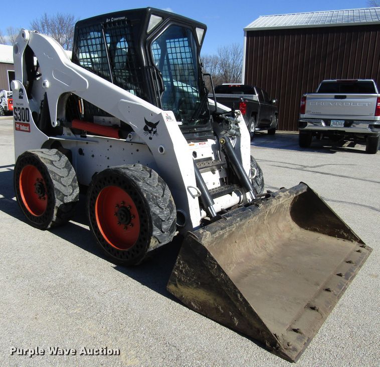 image for item FD9348 2008 Bobcat S300 skid steer