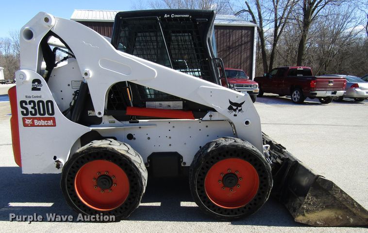 image for item FD9348 2008 Bobcat S300 skid steer