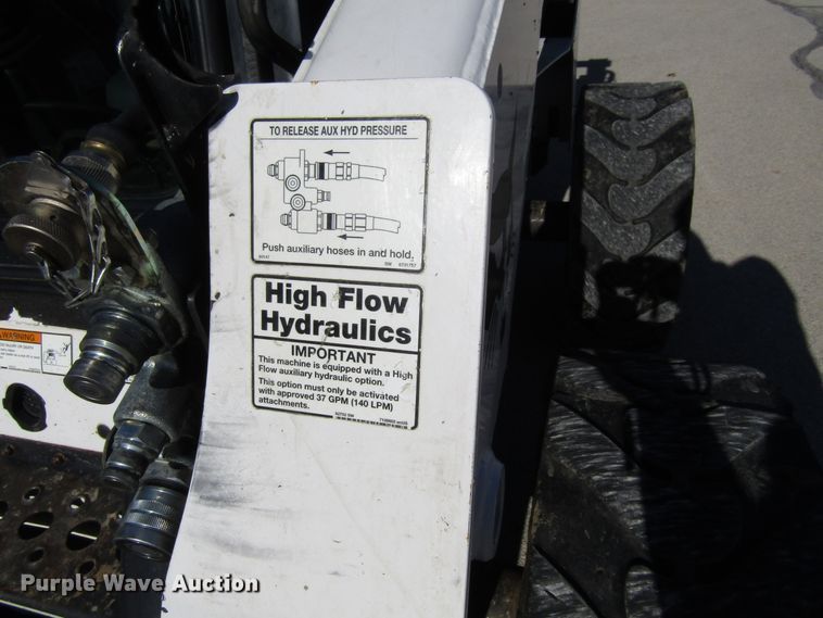 image for item FD9348 2008 Bobcat S300 skid steer