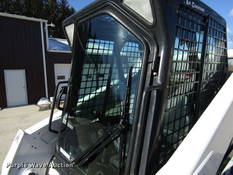 image for item FD9348 2008 Bobcat S300 skid steer