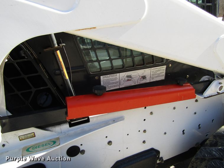 image for item FD9348 2008 Bobcat S300 skid steer