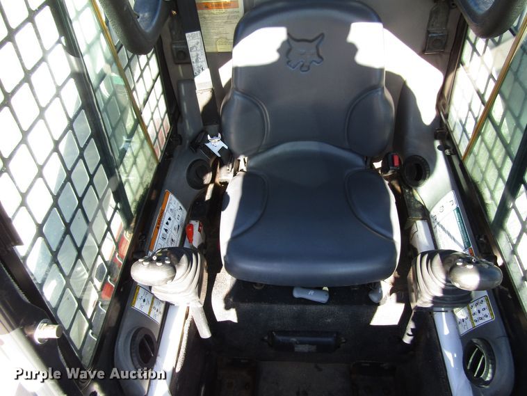 image for item FD9348 2008 Bobcat S300 skid steer