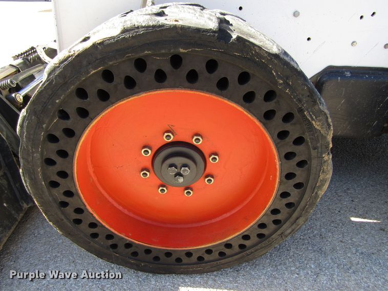 image for item FD9348 2008 Bobcat S300 skid steer