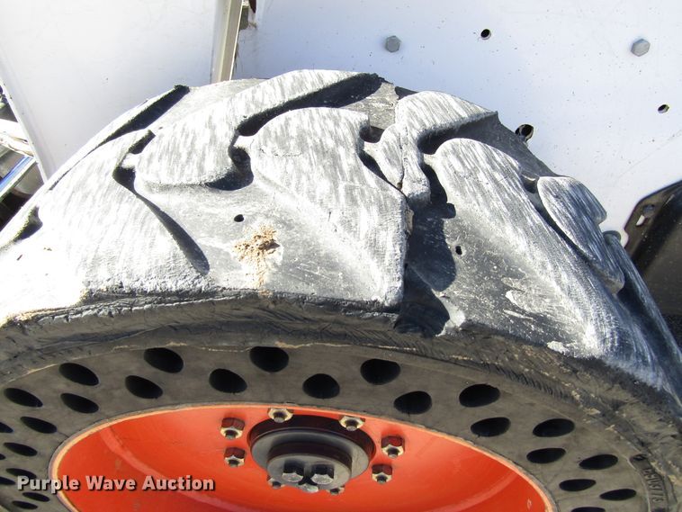 image for item FD9348 2008 Bobcat S300 skid steer