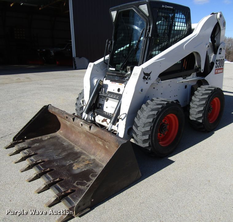 image for item FD9349 2008 Bobcat S300 skid steer