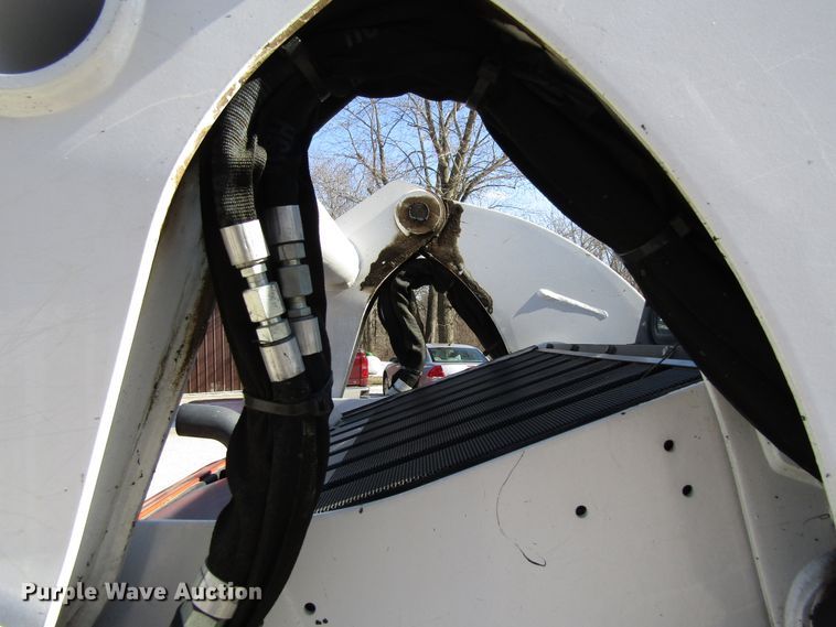 image for item FD9349 2008 Bobcat S300 skid steer