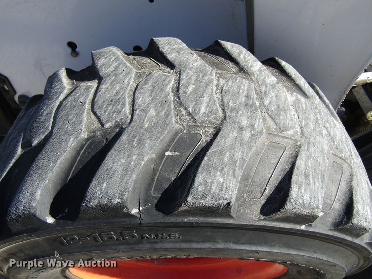 image for item FD9349 2008 Bobcat S300 skid steer