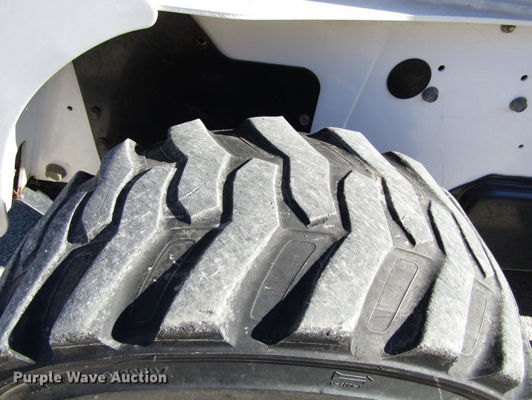 image for item FD9349 2008 Bobcat S300 skid steer