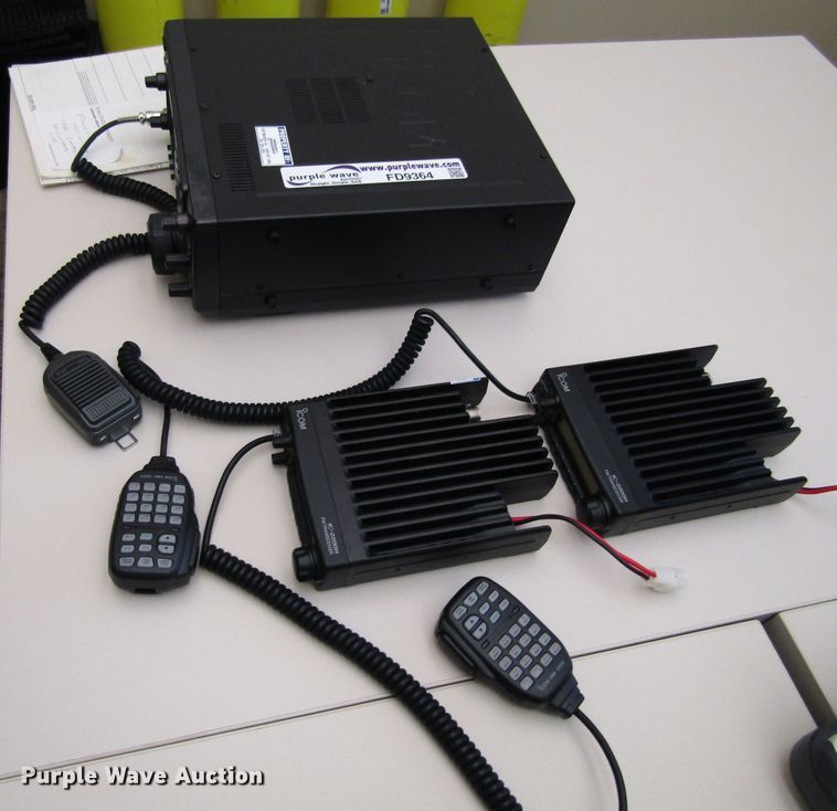 image for item FD9364 (3) iCom Amateur radio