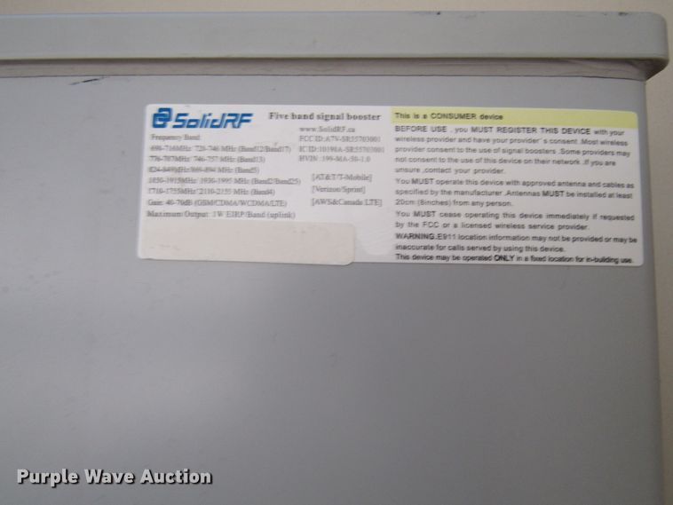 image for item FD9365 SolidRF internal cell phone booster