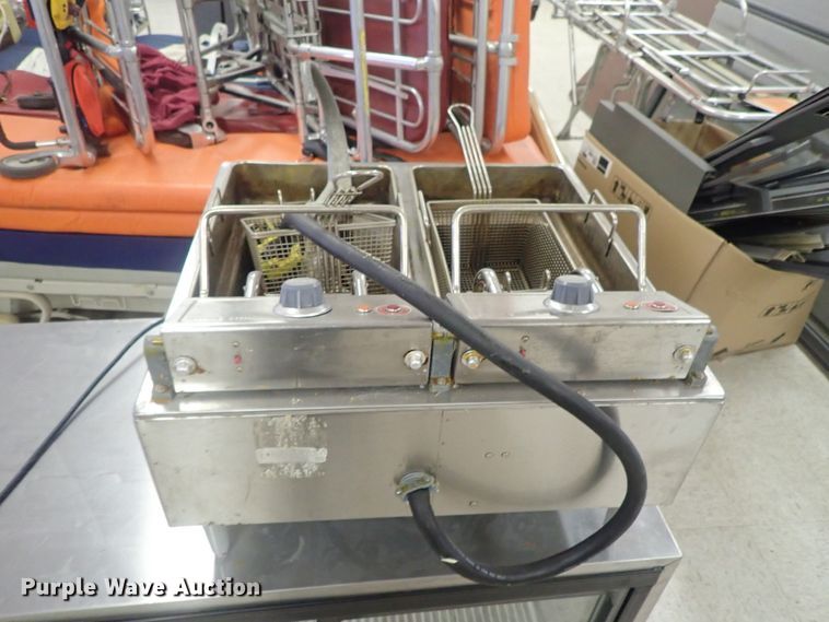 image for item FF9363 Restaurant equipment