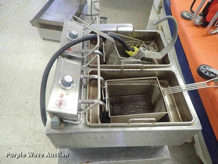 image for item FF9363 Restaurant equipment