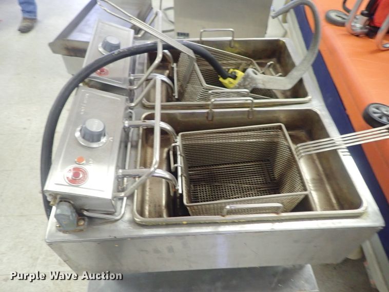 image for item FF9363 Restaurant equipment