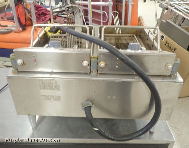 image for item FF9363 Restaurant equipment