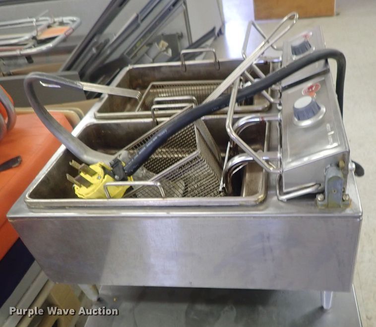 image for item FF9363 Restaurant equipment