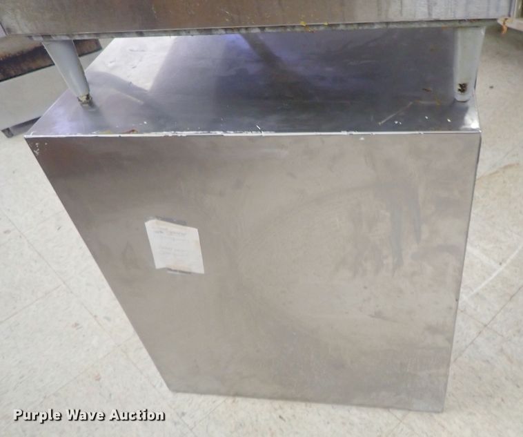 image for item FF9363 Restaurant equipment