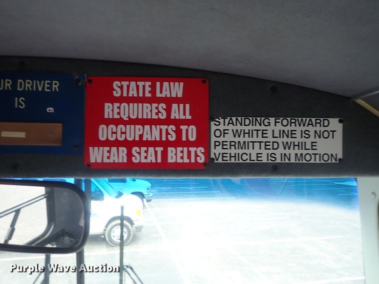 image for item FF9378 2003 Freightliner Champion coach bus