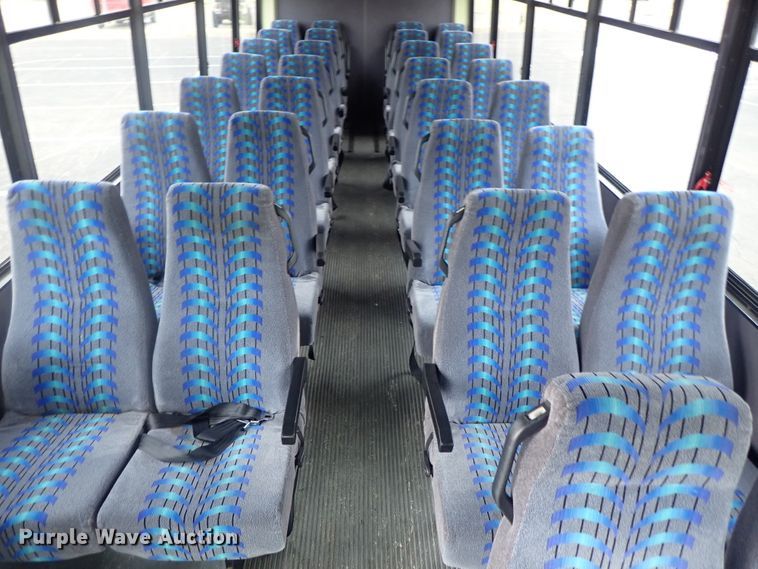 image for item FF9378 2003 Freightliner Champion coach bus