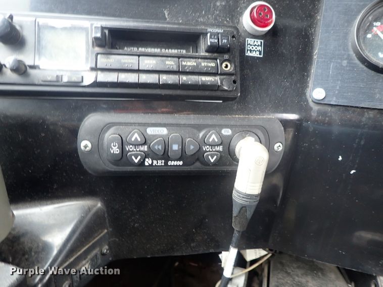 image for item FF9378 2003 Freightliner Champion coach bus