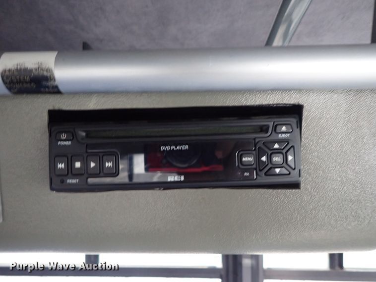 image for item FF9378 2003 Freightliner Champion coach bus