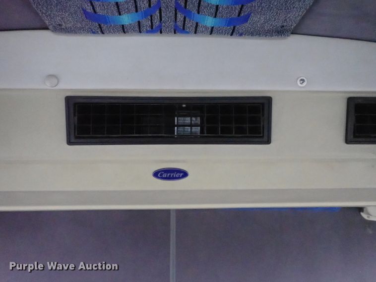 image for item FF9378 2003 Freightliner Champion coach bus