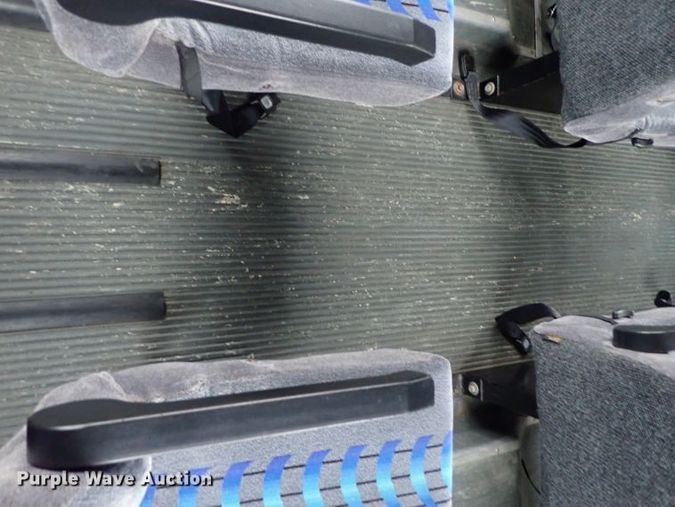 image for item FF9378 2003 Freightliner Champion coach bus