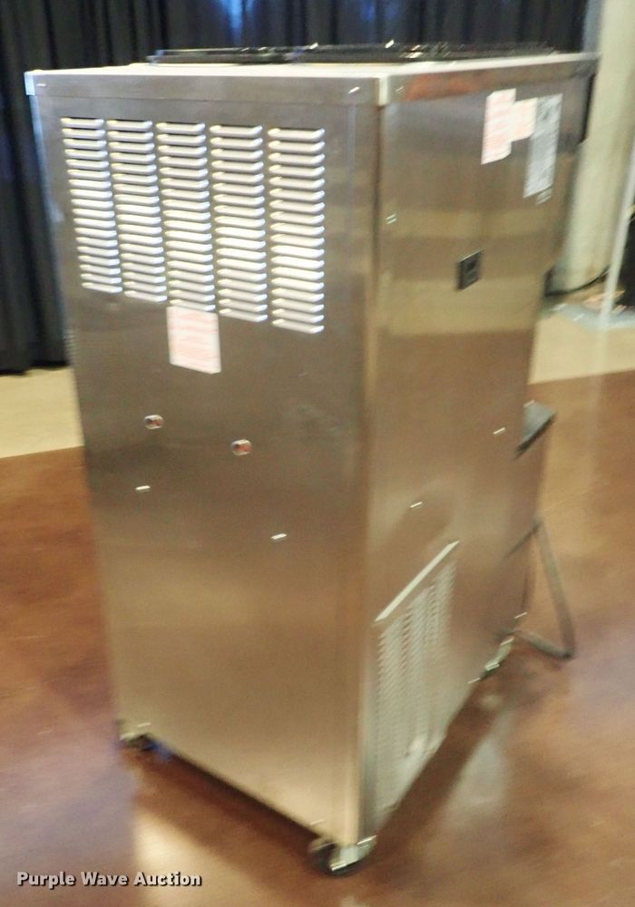 Taylor Crown C71327 soft serve ice cream machine in Wichita, KS Item