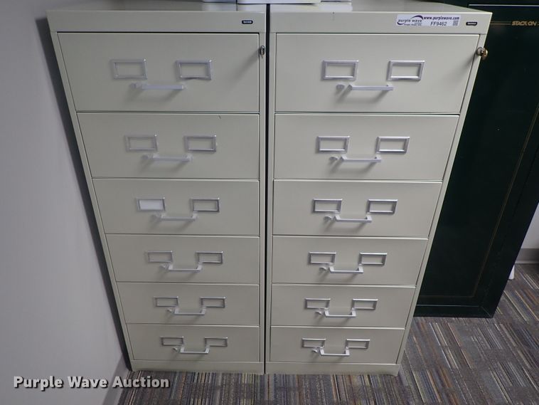 image for item FF9462 (2) Tennsco file cabinets