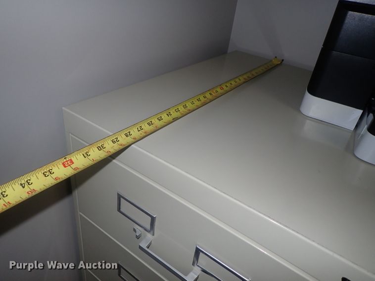 image for item FF9462 (2) Tennsco file cabinets