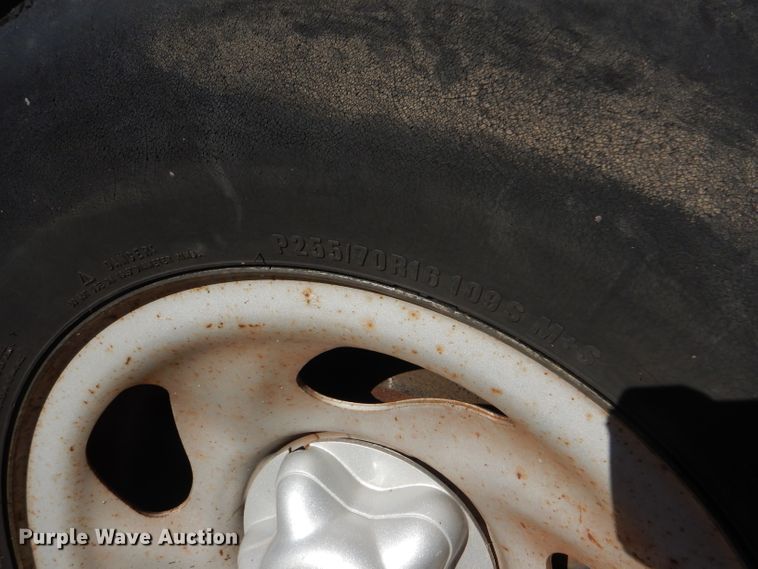 image for item FG9966 2002 Ford F150 XL pickup truck