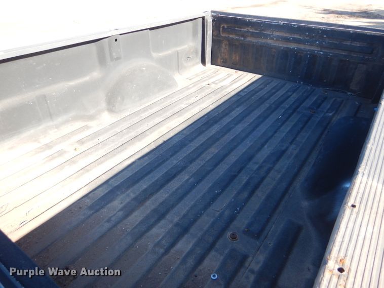 image for item FG9966 2002 Ford F150 XL pickup truck