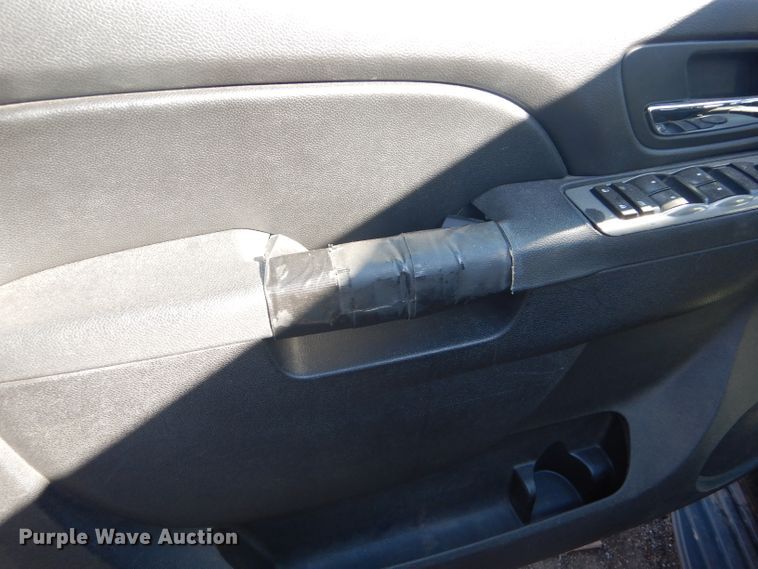 image for item FG9982 2012 Chevrolet Tahoe Police SUV