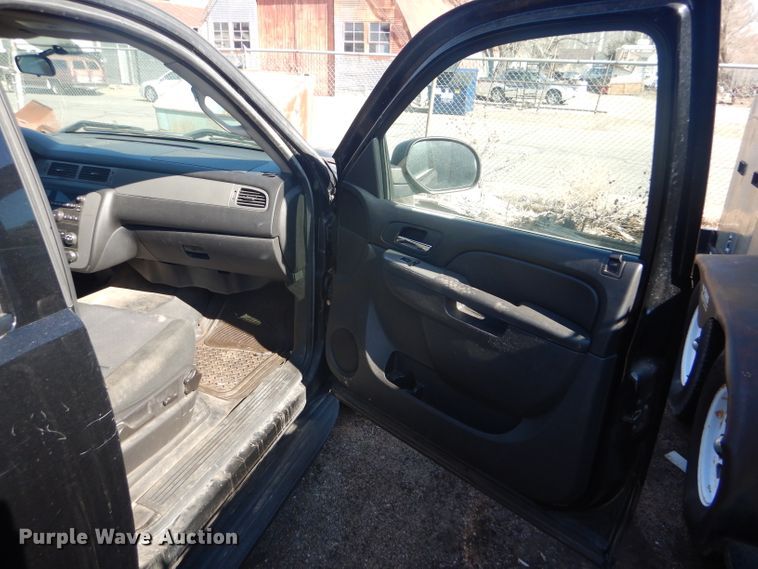 image for item FG9982 2012 Chevrolet Tahoe Police SUV